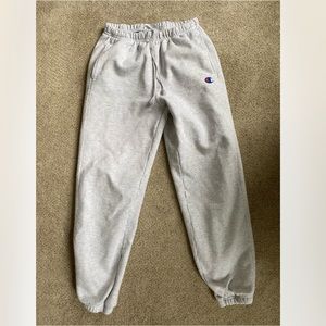 Champion Reverse Weave light heather gray